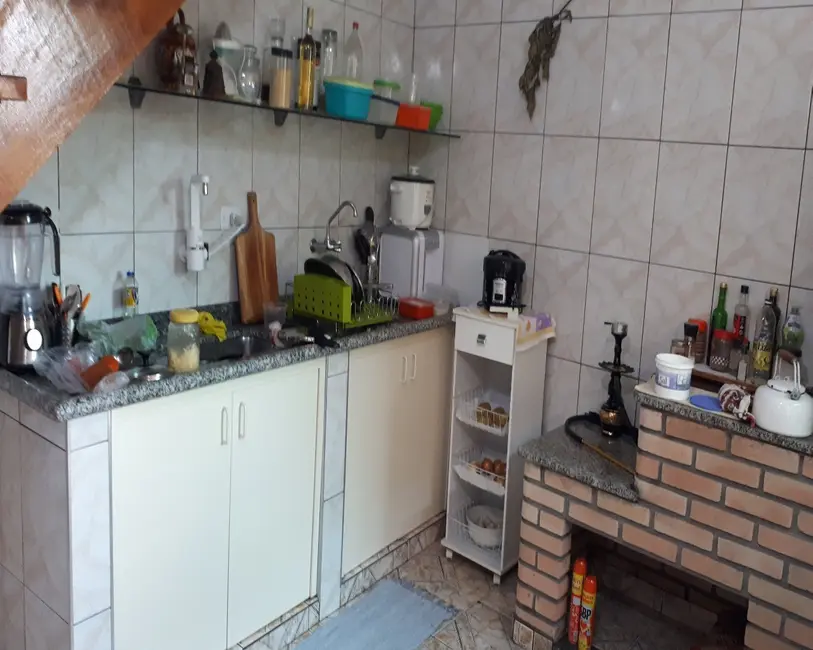 Casa com 3 quartos à venda, 294m2 em Santo Antônio, Osasco - SP - imagem 7 Foto 7 de Casa com 3 quartos à venda, 294m2 em Santo Antônio, Osasco - SP