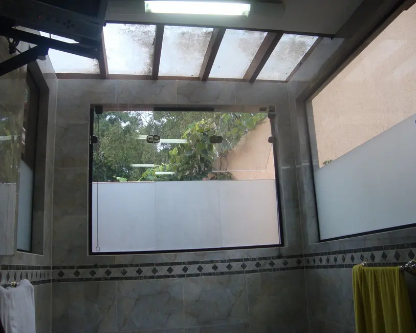 Foto 2 de Casa de Condomínio com 3 quartos à venda, 210m2 em Parque Nova Jandira, Jandira - SP