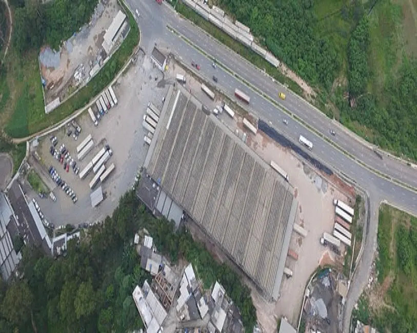Foto 2 de Armazém / Galpão para alugar, 10000m2 em Três Montanhas, Osasco - SP