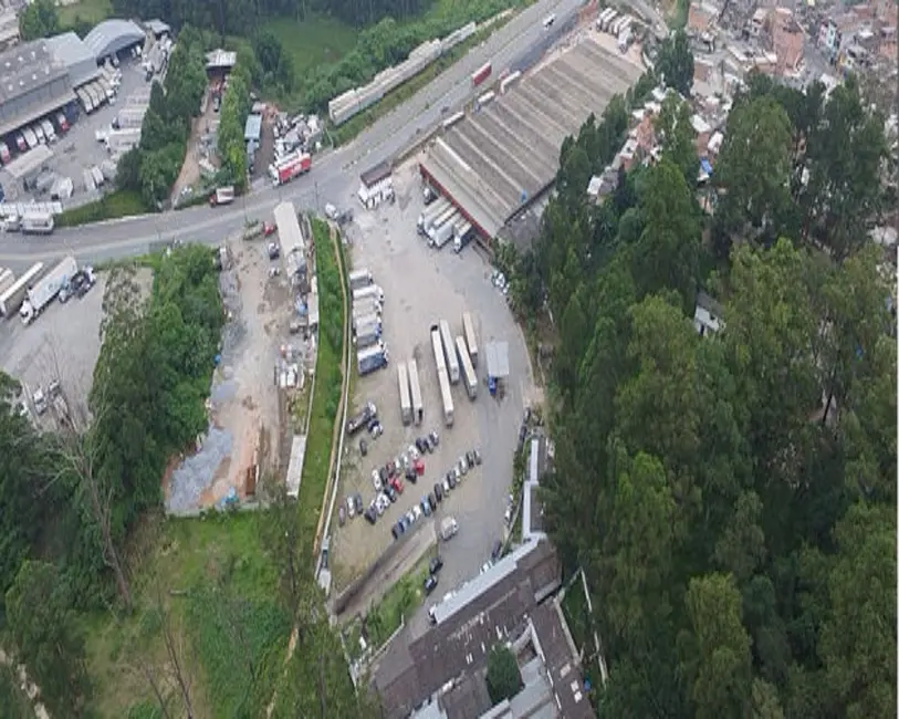 Foto 3 de Armazém / Galpão para alugar, 10000m2 em Três Montanhas, Osasco - SP