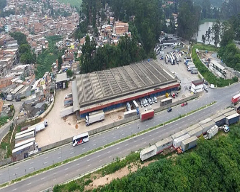 Foto 4 de Armazém / Galpão para alugar, 10000m2 em Três Montanhas, Osasco - SP