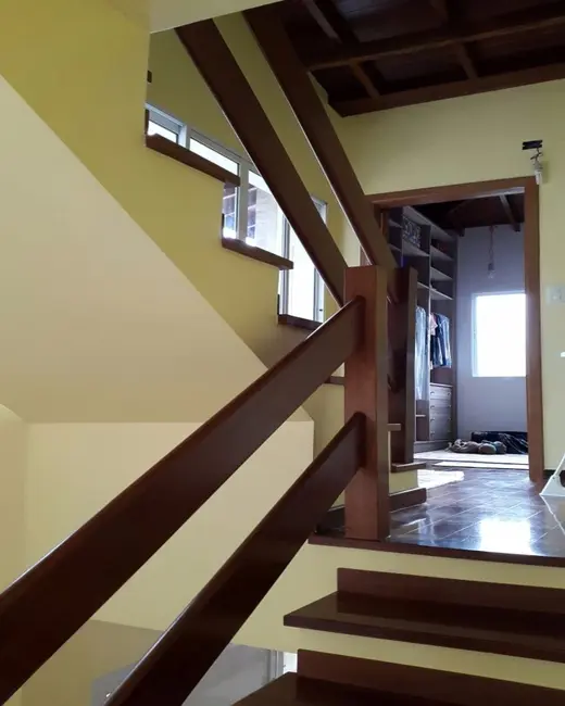 Foto 4 de Casa de Condomínio com 3 quartos à venda, 200m2 em Parque Nova Jandira, Jandira - SP