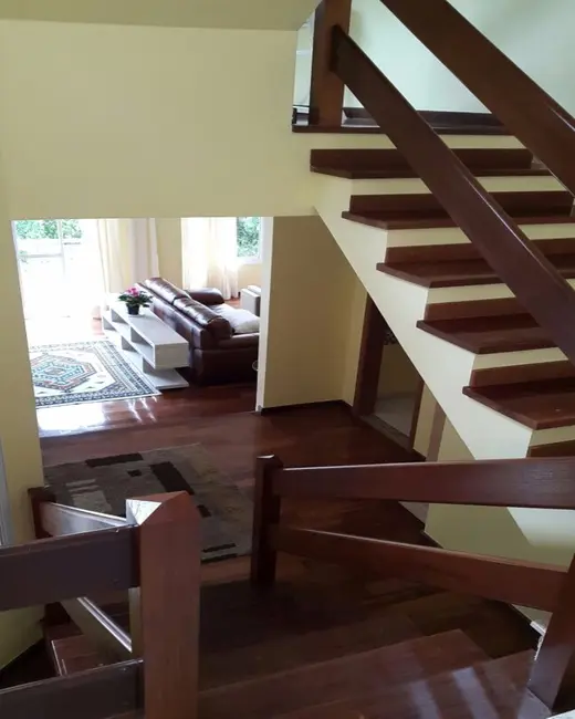 Foto 5 de Casa de Condomínio com 3 quartos à venda, 200m2 em Parque Nova Jandira, Jandira - SP