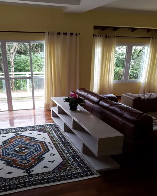 Foto 2 de Casa de Condomínio com 3 quartos à venda, 200m2 em Parque Nova Jandira, Jandira - SP