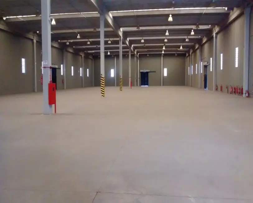 Armazém / Galpão para alugar, 2960m2 em Tamboré, Barueri - SP - imagem 1 Foto 1 de Armazém / Galpão para alugar, 2960m2 em Tamboré, Barueri - SP