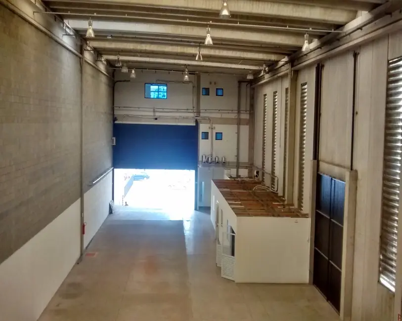 Armazém / Galpão para alugar, 1000m2 em Tamboré, Barueri - SP - imagem 5 Foto 5 de Armazém / Galpão para alugar, 1000m2 em Tamboré, Barueri - SP