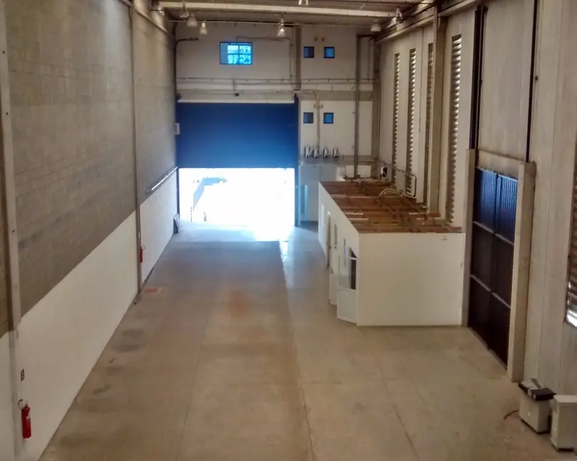 Armazém / Galpão para alugar, 1000m2 em Tamboré, Barueri - SP - imagem 4 Foto 4 de Armazém / Galpão para alugar, 1000m2 em Tamboré, Barueri - SP