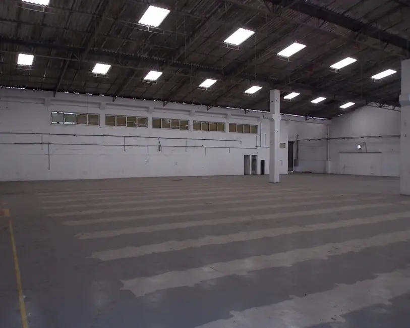 Foto 6 de Armazém / Galpão para alugar, 2600m2 em Jardim Alvorada, Jandira - SP