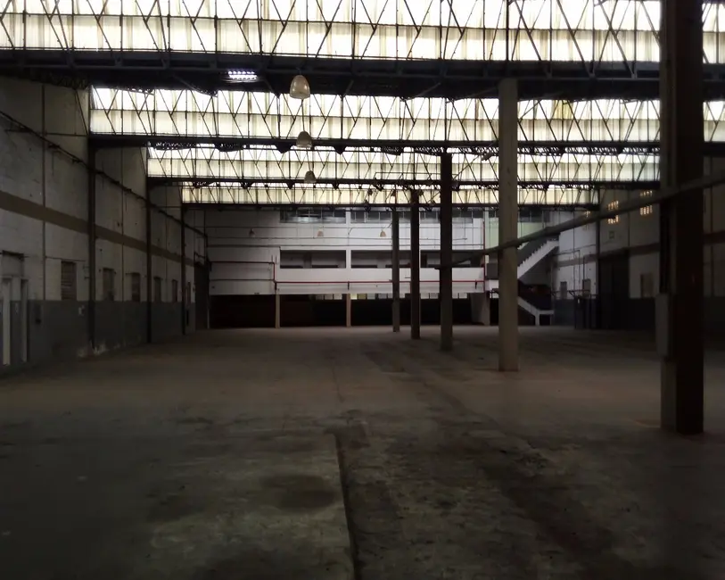 Foto 4 de Armazém / Galpão para alugar, 2600m2 em Jardim Alvorada, Jandira - SP