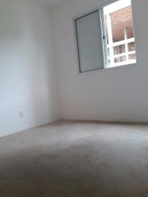 Foto 8 de Casa de Condomínio com 2 quartos à venda, 55m2 em Jardim Ísis, Cotia - SP