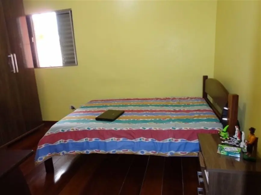 Foto 9 de Casa com 4 quartos à venda, 200m2 em Bela Vista, Osasco - SP