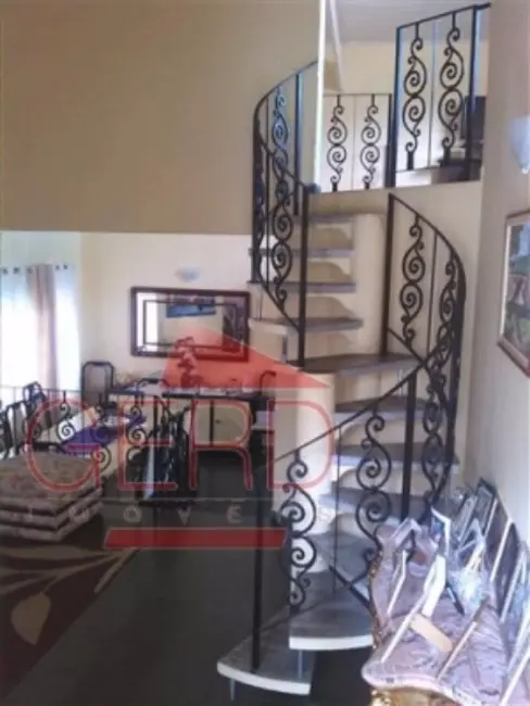 Foto 5 de Casa de Condomínio com 3 quartos à venda, 300m2 em Jandira - SP