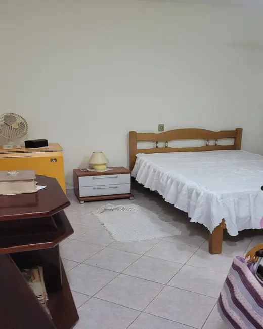 Casa com 3 quartos à venda, 230m2 em Peruibe - SP - imagem 2 Foto 2 de Casa com 3 quartos à venda, 230m2 em Peruibe - SP