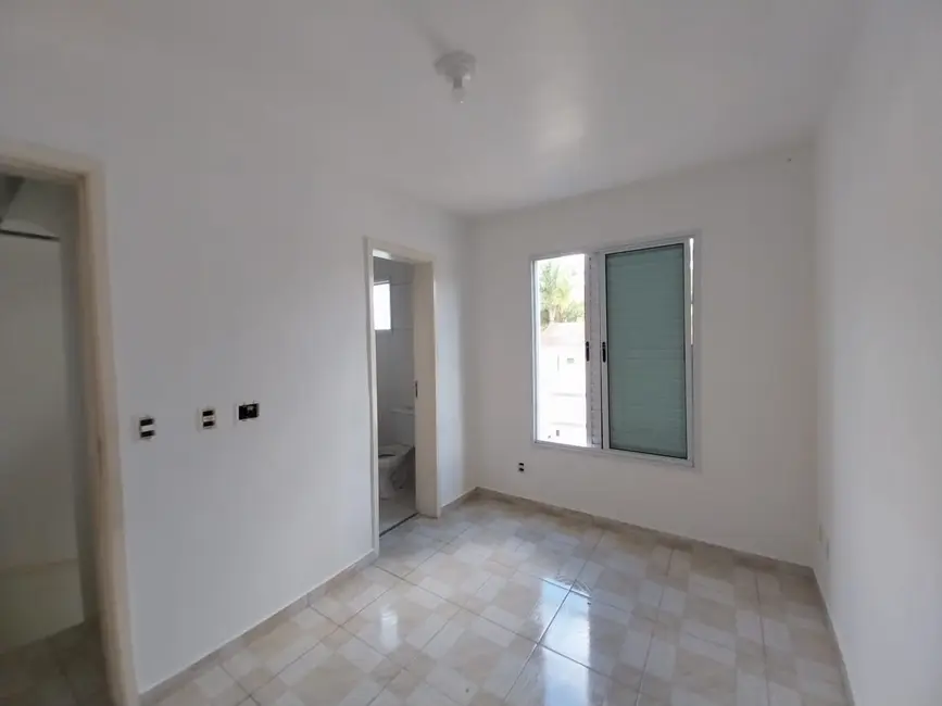 Foto 8 de Casa de Condomínio com 3 quartos à venda, 88m2 em Jardim Sabiá, Cotia - SP