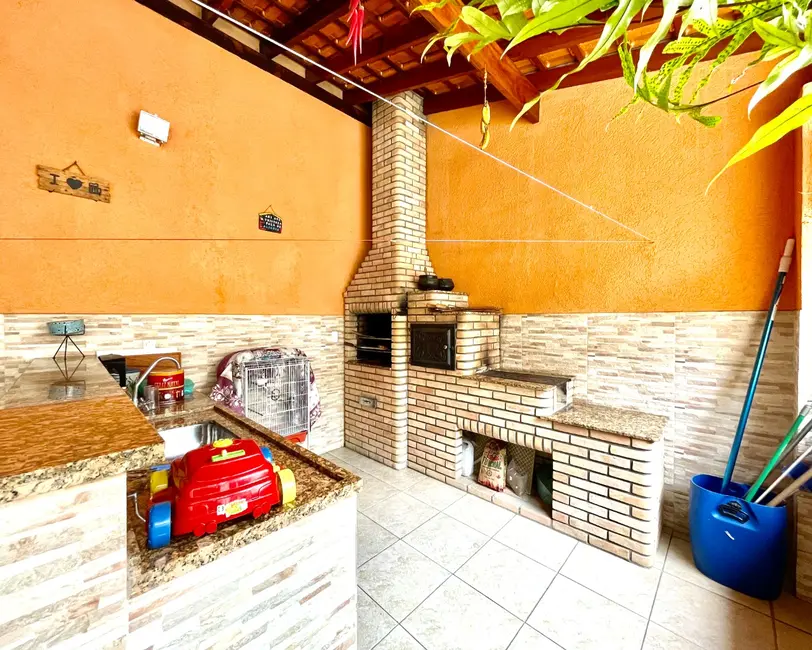 Casa com 4 quartos à venda, 217m2 em Ayrosa, Osasco - SP - imagem 3 Foto 3 de Casa com 4 quartos à venda, 217m2 em Ayrosa, Osasco - SP