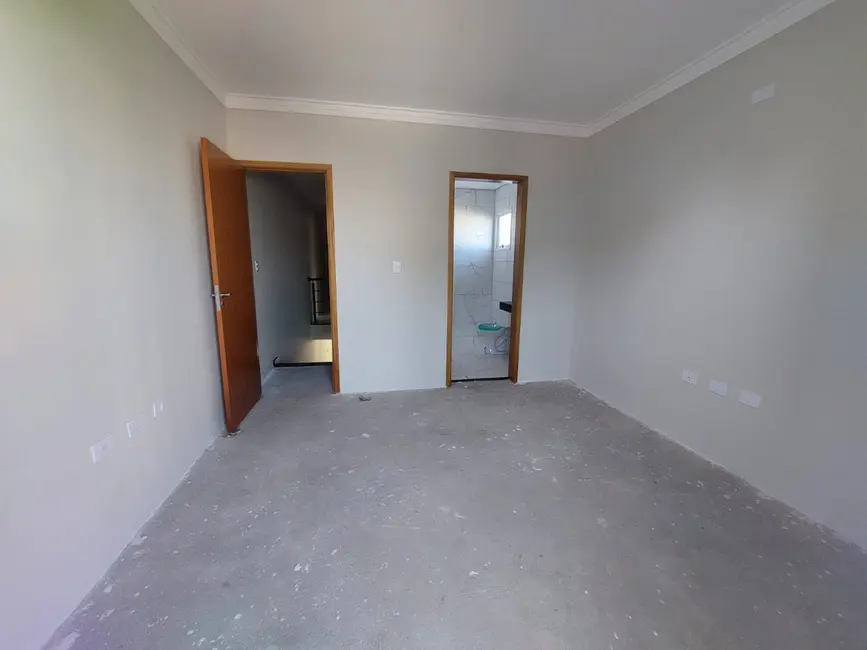 Casa com 3 quartos à venda, 130m2 em Umuarama, Osasco - SP - imagem 8 Foto 8 de Casa com 3 quartos à venda, 130m2 em Umuarama, Osasco - SP