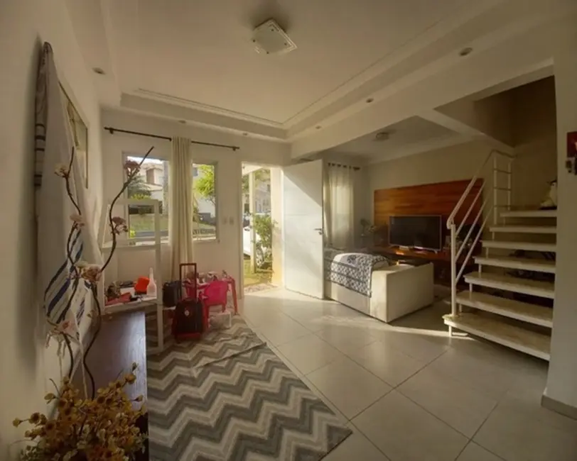 Foto 3 de Casa de Condomínio com 3 quartos à venda, 110m2 em Jardim Passárgada I, Cotia - SP