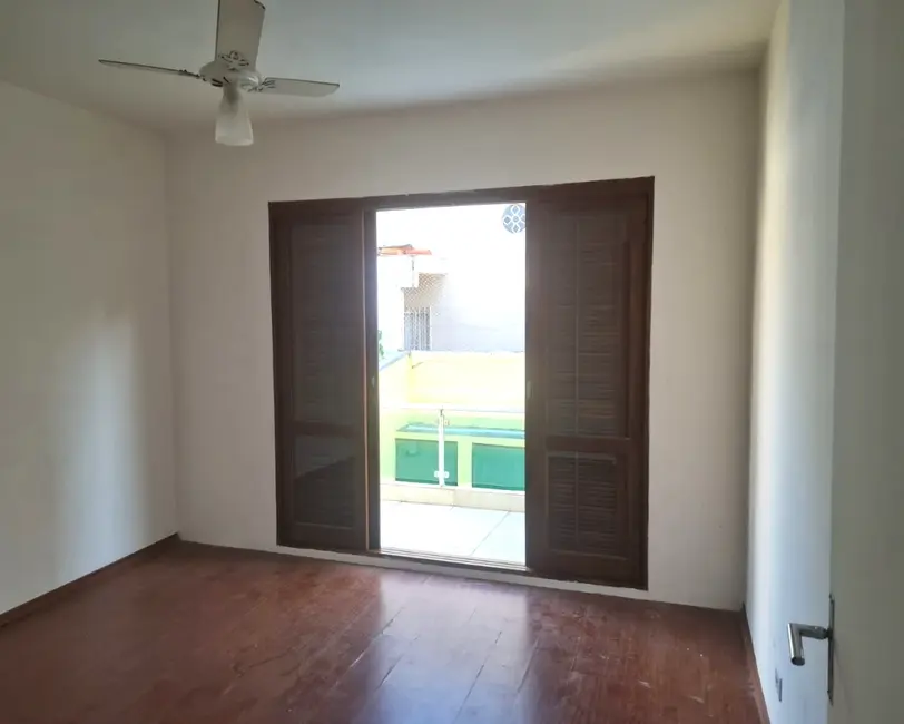 Foto 3 de Casa com 3 quartos à venda, 230m2 em Bela Vista, Osasco - SP
