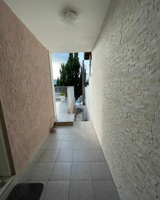 Casa com 3 quartos à venda, 88m2 em Jardim Nova Coimbra, Cotia - SP - imagem 7 Foto 7 de Casa com 3 quartos à venda, 88m2 em Jardim Nova Coimbra, Cotia - SP