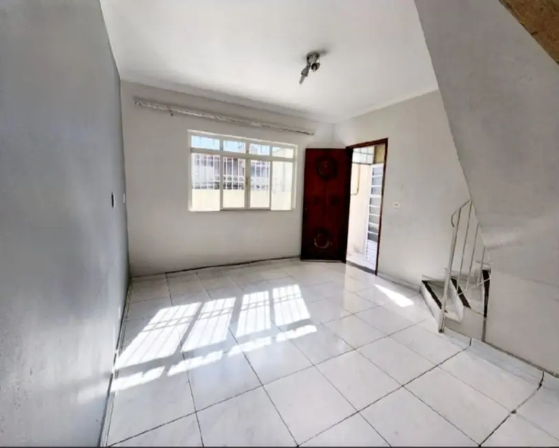 Foto 2 de Casa com 2 quartos à venda, 185m2 em Jardim Roberto, Osasco - SP
