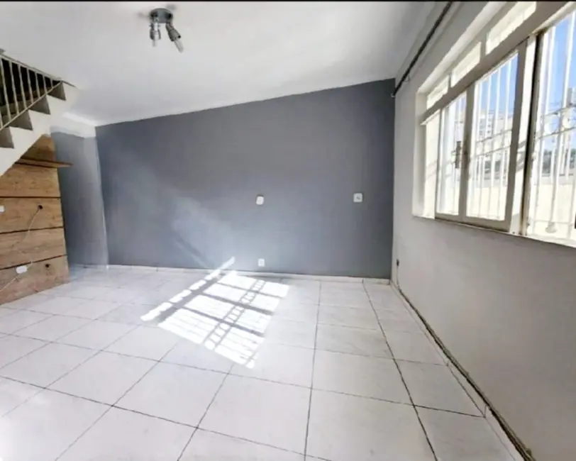 Foto 5 de Casa com 2 quartos à venda, 185m2 em Jardim Roberto, Osasco - SP