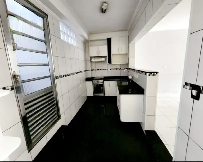Foto 9 de Casa com 2 quartos à venda, 185m2 em Jardim Roberto, Osasco - SP