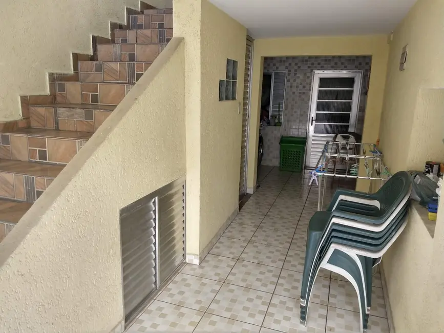 Casa com 4 quartos à venda, 220m2 em City Bussocaba, Osasco - SP - imagem 2 Foto 2 de Casa com 4 quartos à venda, 220m2 em City Bussocaba, Osasco - SP