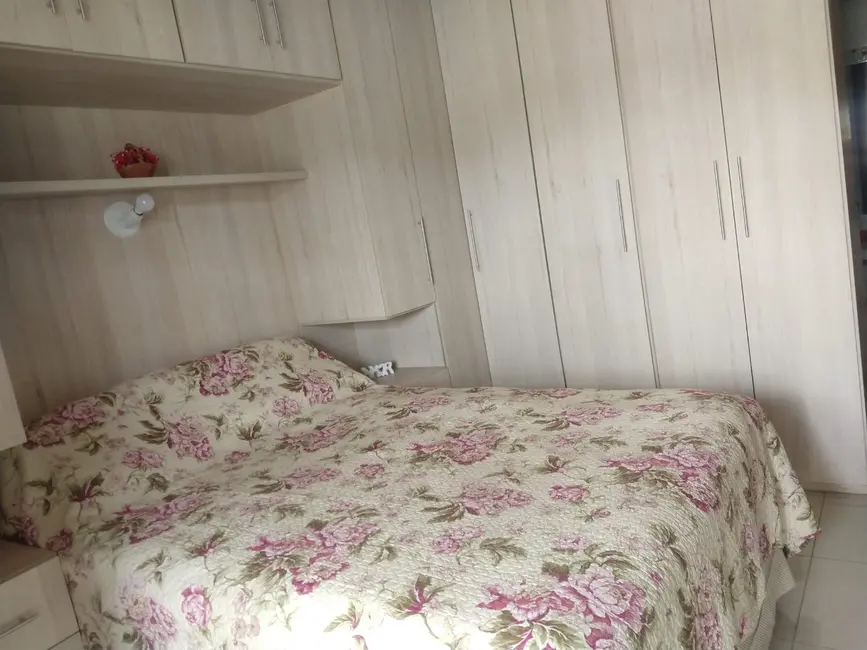 Casa com 4 quartos à venda, 220m2 em City Bussocaba, Osasco - SP - imagem 6 Foto 6 de Casa com 4 quartos à venda, 220m2 em City Bussocaba, Osasco - SP
