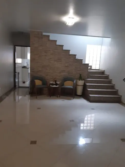 Foto 1 de Casa com 3 quartos à venda, 187m2 em Bonfim, Osasco - SP