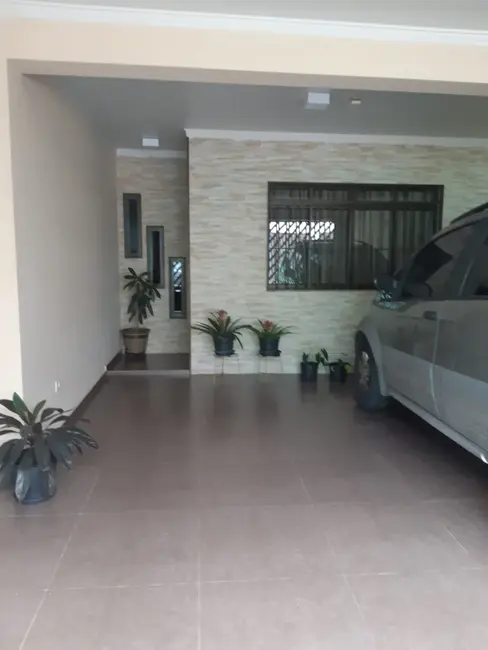 Casa com 3 quartos à venda, 187m2 em Bonfim, Osasco - SP - imagem 4 Foto 4 de Casa com 3 quartos à venda, 187m2 em Bonfim, Osasco - SP
