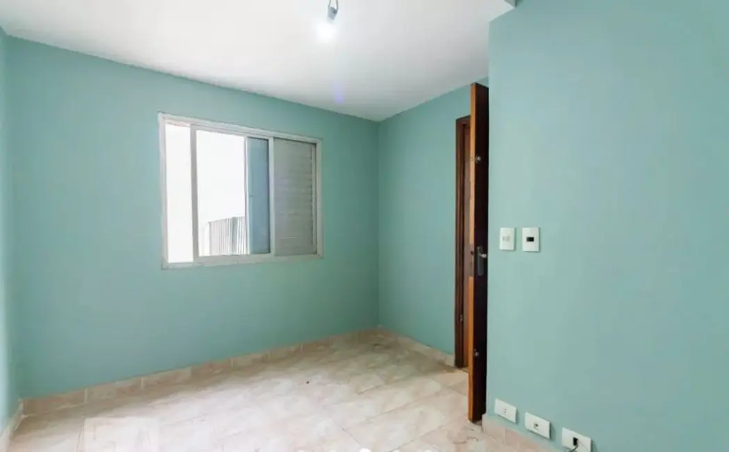 Casa com 3 quartos à venda e para alugar, 300m2 em Vila Campesina, Osasco - SP - imagem 5 Foto 5 de Casa com 3 quartos à venda e para alugar, 300m2 em Vila Campesina, Osasco - SP