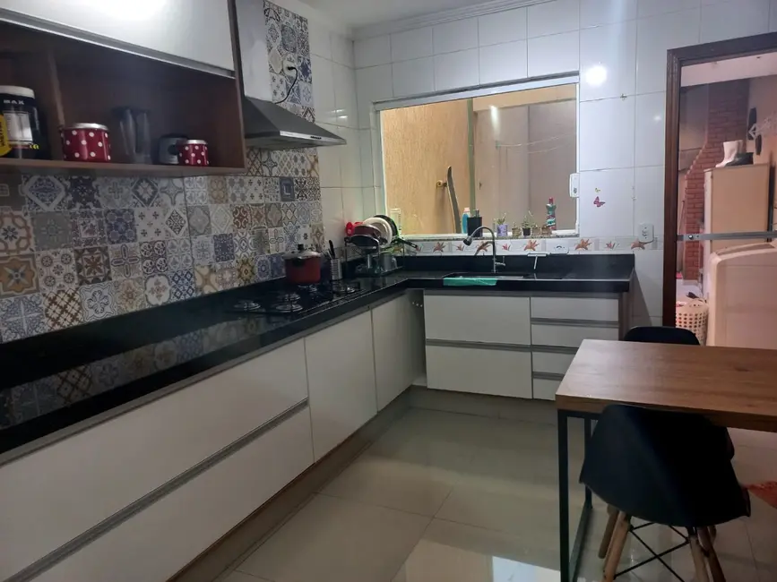 Foto 1 de Casa com 2 quartos à venda, 175m2 em Jaraguá, São Paulo - SP