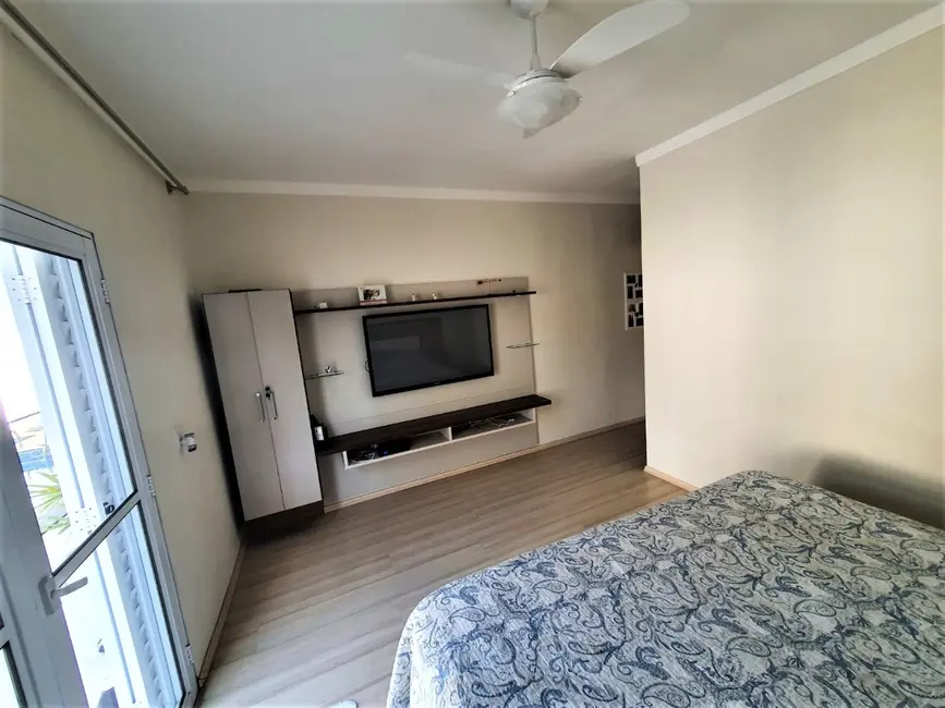 Casa de Condomínio com 4 quartos à venda, 360m2 em Vargem Grande Paulista - SP - imagem 9 Foto 9 de Casa de Condomínio com 4 quartos à venda, 360m2 em Vargem Grande Paulista - SP