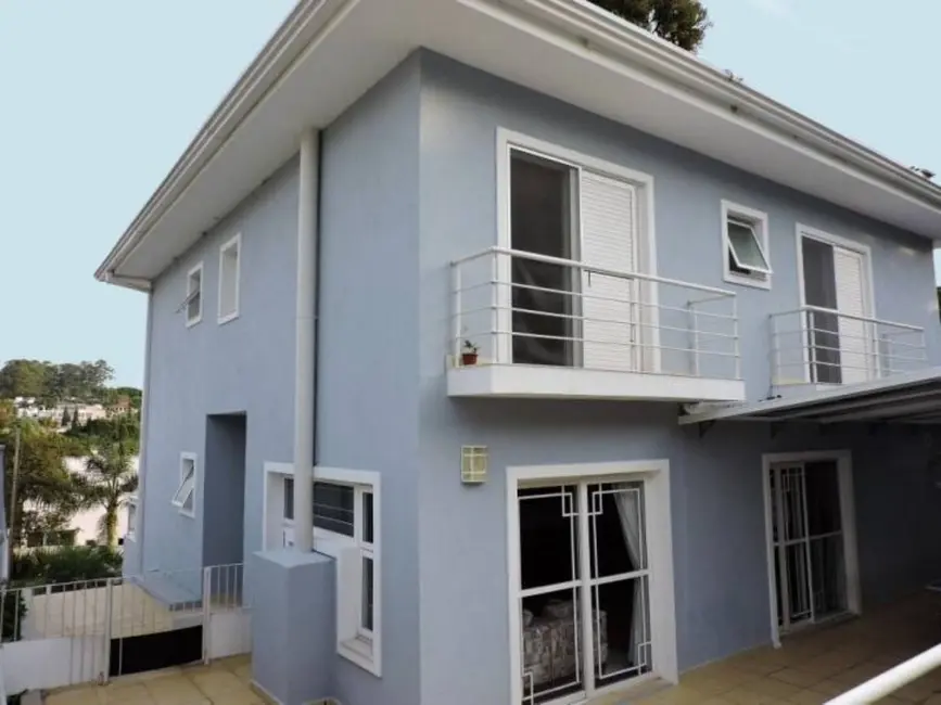 Casa de Condomínio com 4 quartos à venda, 401m2 em Golf Gardens, Carapicuiba - SP - imagem 3 Foto 3 de Casa de Condomínio com 4 quartos à venda, 401m2 em Golf Gardens, Carapicuiba - SP