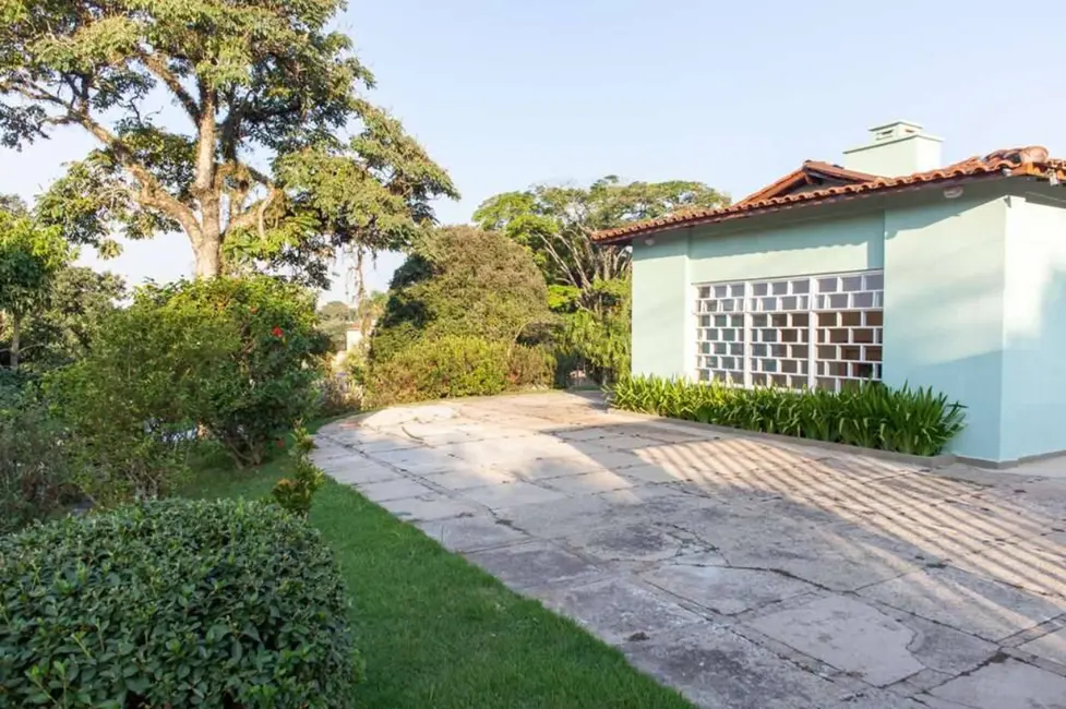 Foto 9 de Sala Comercial à venda, 180m2 em Vila Santo Antônio, Cotia - SP