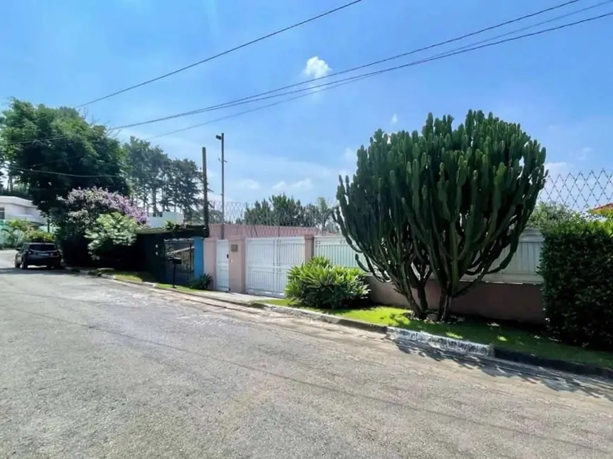 Casa de Condomínio com 3 quartos à venda, 358m2 em Chácara das Paineiras, Carapicuiba - SP - imagem 4 Foto 4 de Casa de Condomínio com 3 quartos à venda, 358m2 em Chácara das Paineiras, Carapicuiba - SP