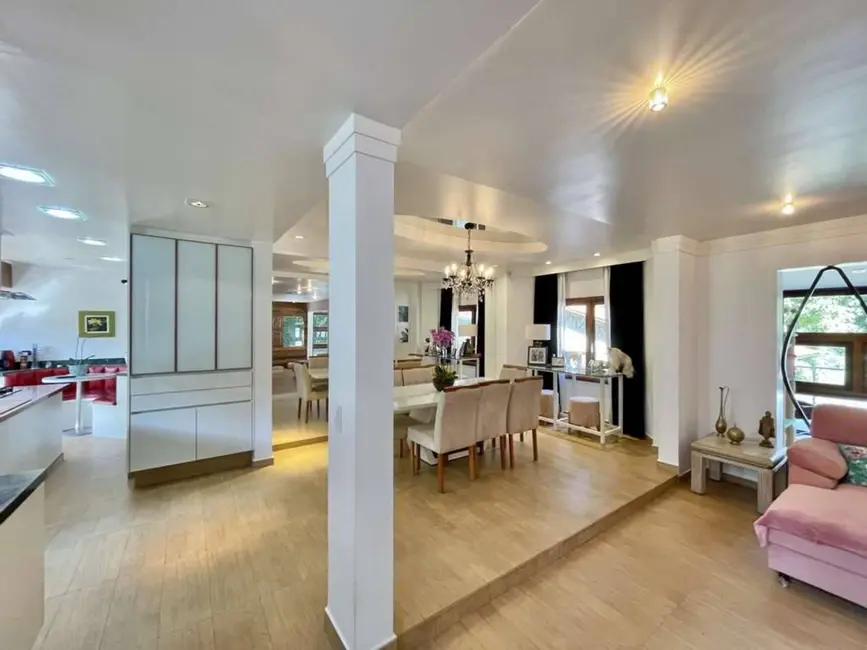 Foto 5 de Casa de Condomínio com 4 quartos à venda, 500m2 em Paisagem Renoir, Cotia - SP