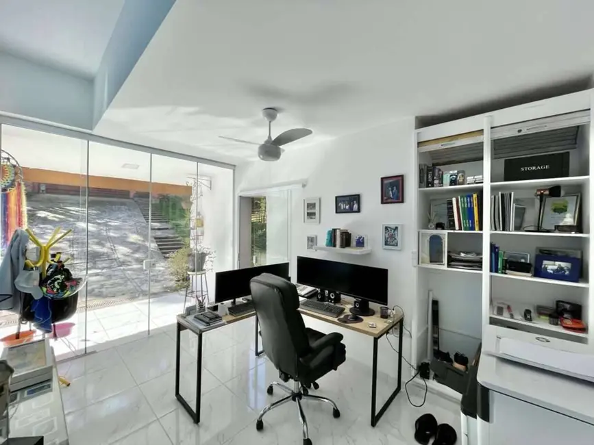 Foto 7 de Casa de Condomínio com 4 quartos à venda, 500m2 em Paisagem Renoir, Cotia - SP