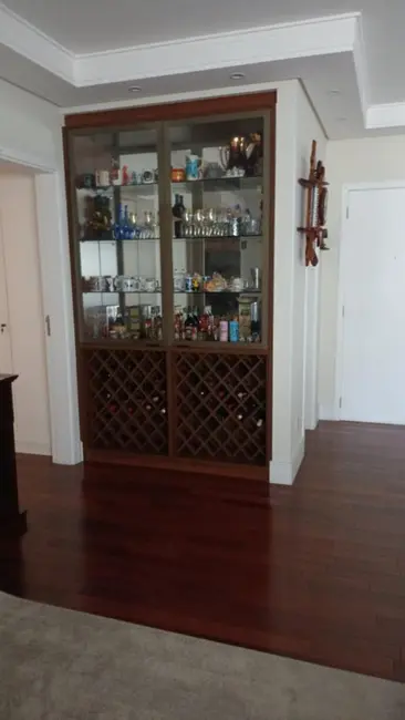 Apartamento com 3 quartos à venda, 170m2 em Centro, Osasco - SP - imagem 4 Foto 4 de Apartamento com 3 quartos à venda, 170m2 em Centro, Osasco - SP