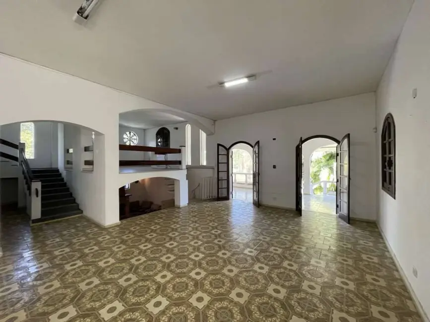 Foto 8 de Casa com 8 quartos para alugar, 1100m2 em Vila Santo Antônio, Cotia - SP
