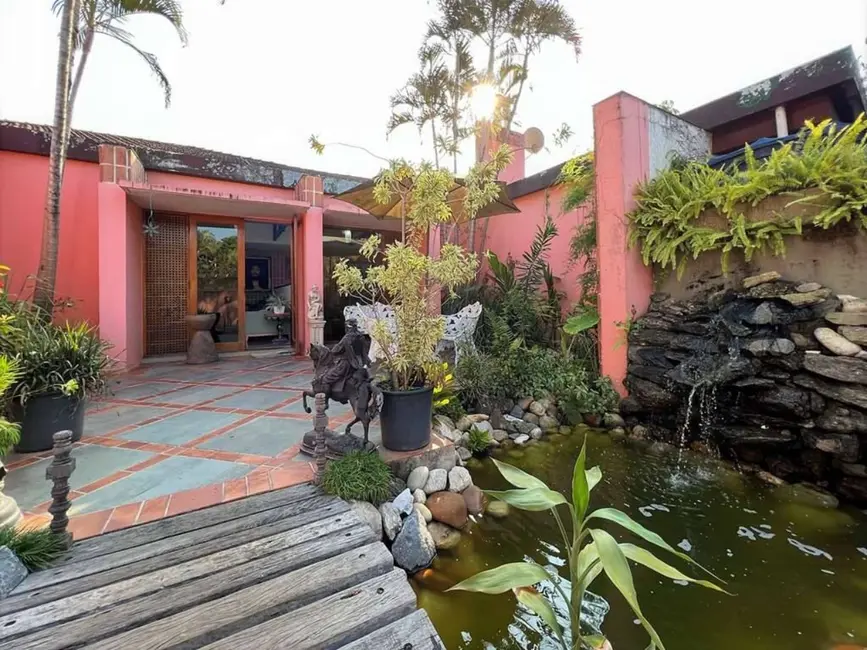 Foto 8 de Casa de Condomínio com 4 quartos para alugar, 440m2 em Pousada dos Bandeirantes, Carapicuiba - SP