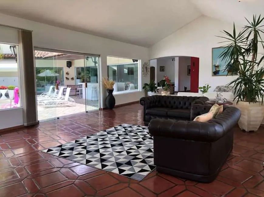 Foto 8 de Casa com 4 quartos para alugar, 578m2 em Chácara Granja Velha, Cotia - SP