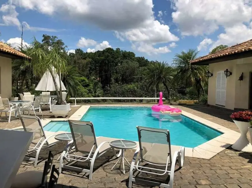 Foto 2 de Casa com 4 quartos para alugar, 578m2 em Chácara Granja Velha, Cotia - SP