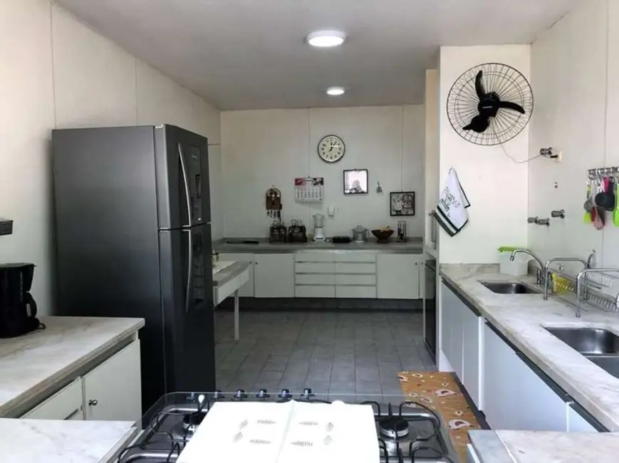 Foto 9 de Casa com 4 quartos para alugar, 578m2 em Chácara Granja Velha, Cotia - SP