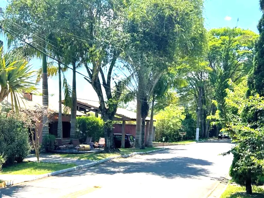 Casa de Condomínio com 4 quartos à venda, 600m2 em Jardim das Flores, Cotia - SP - imagem 2 Foto 2 de Casa de Condomínio com 4 quartos à venda, 600m2 em Jardim das Flores, Cotia - SP