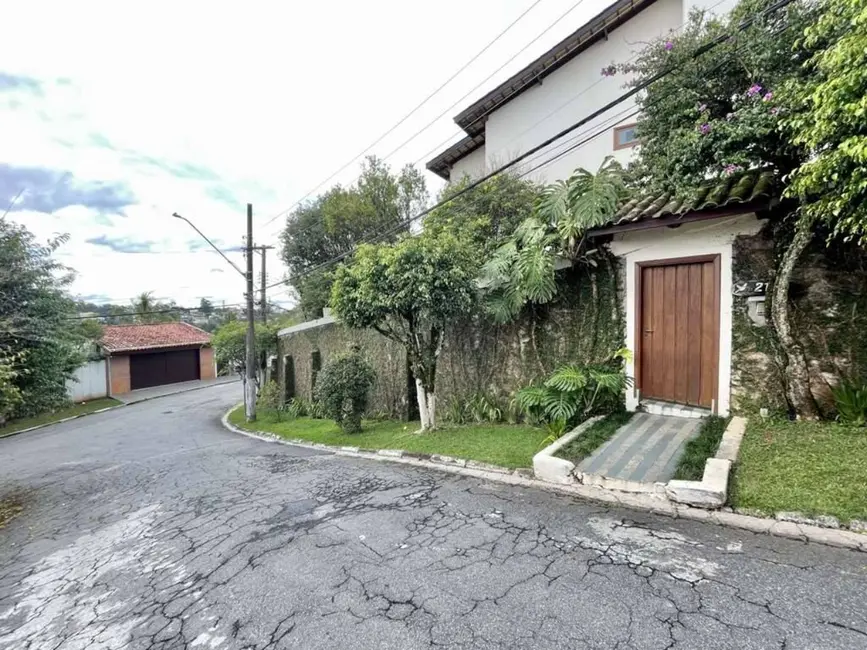 Casa de Condomínio com 4 quartos à venda, 357m2 em Vila Diva, Carapicuiba - SP - imagem 3 Foto 3 de Casa de Condomínio com 4 quartos à venda, 357m2 em Vila Diva, Carapicuiba - SP