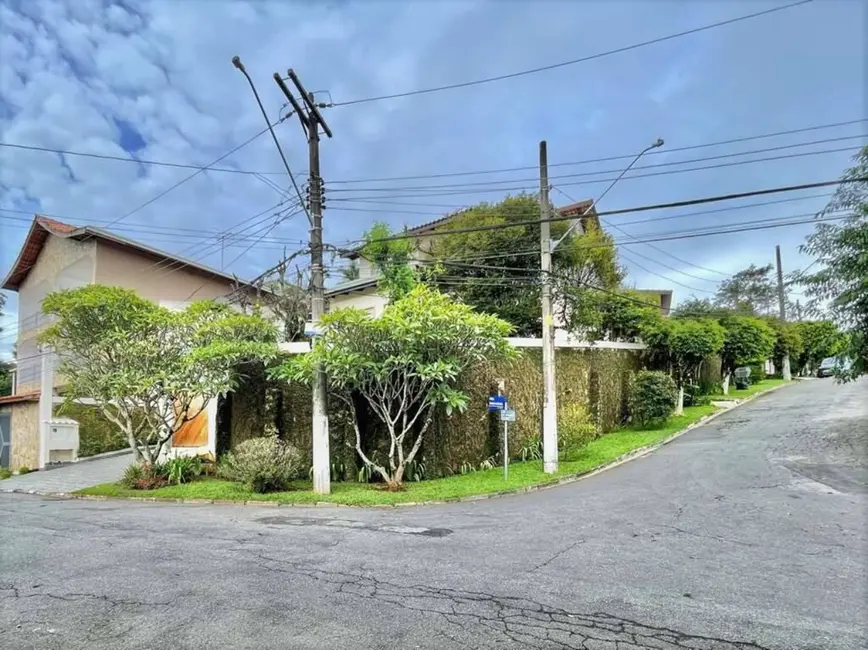 Casa de Condomínio com 4 quartos à venda, 357m2 em Vila Diva, Carapicuiba - SP - imagem 5 Foto 5 de Casa de Condomínio com 4 quartos à venda, 357m2 em Vila Diva, Carapicuiba - SP
