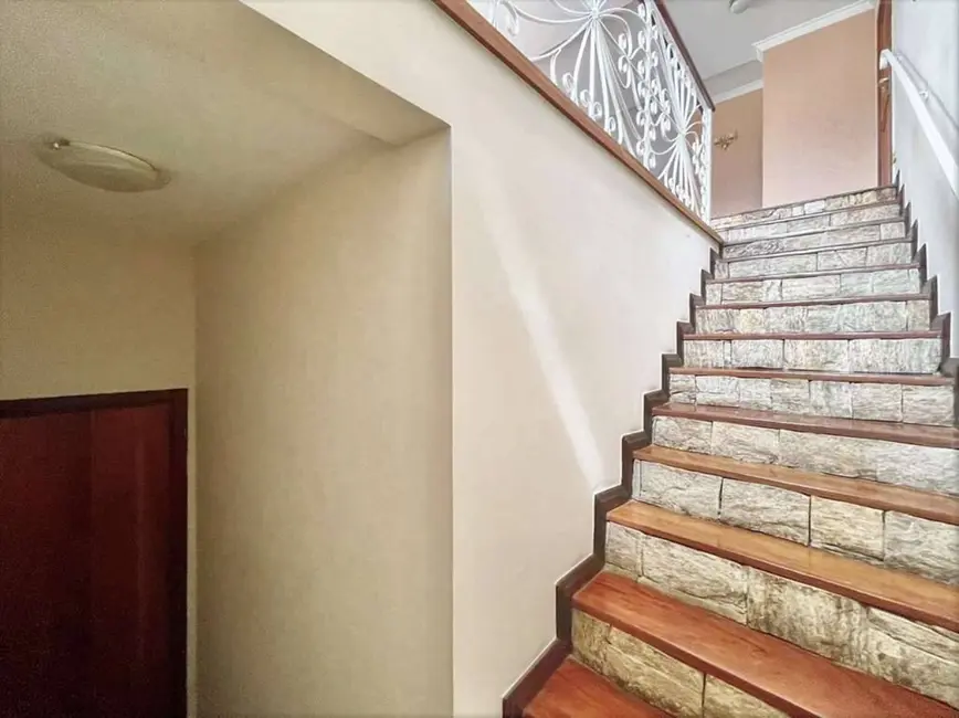 Casa de Condomínio com 4 quartos à venda, 357m2 em Vila Diva, Carapicuiba - SP - imagem 8 Foto 8 de Casa de Condomínio com 4 quartos à venda, 357m2 em Vila Diva, Carapicuiba - SP