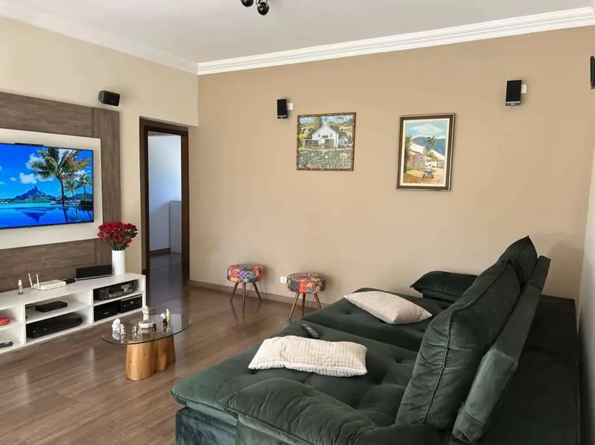 Casa de Condomínio com 4 quartos à venda, 620m2 em Chácara de La Rocca, Carapicuiba - SP - imagem 8 Foto 8 de Casa de Condomínio com 4 quartos à venda, 620m2 em Chácara de La Rocca, Carapicuiba - SP