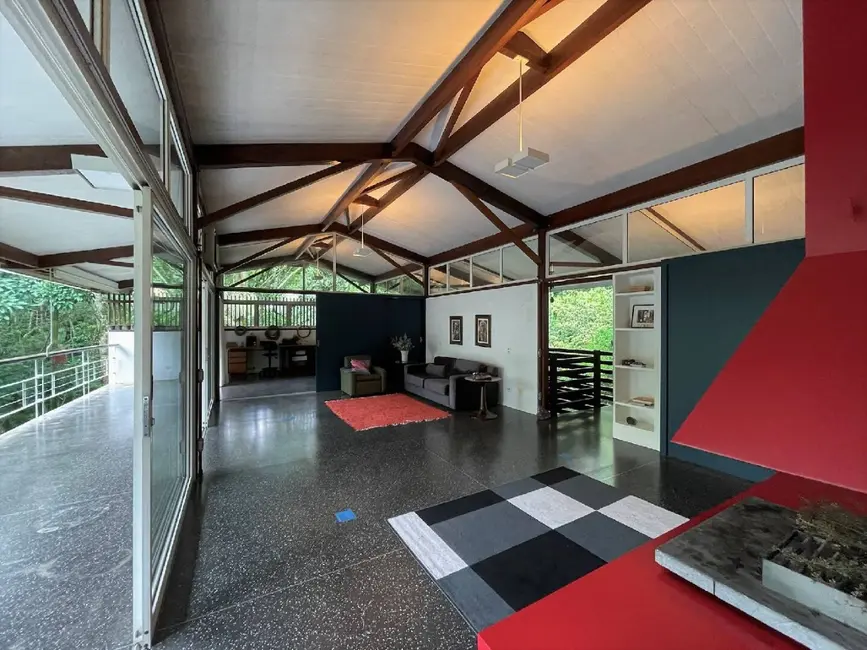 Casa de Condomínio com 3 quartos à venda, 380m2 em Chácara do Refúgio, Carapicuiba - SP - imagem 6 Foto 6 de Casa de Condomínio com 3 quartos à venda, 380m2 em Chácara do Refúgio, Carapicuiba - SP